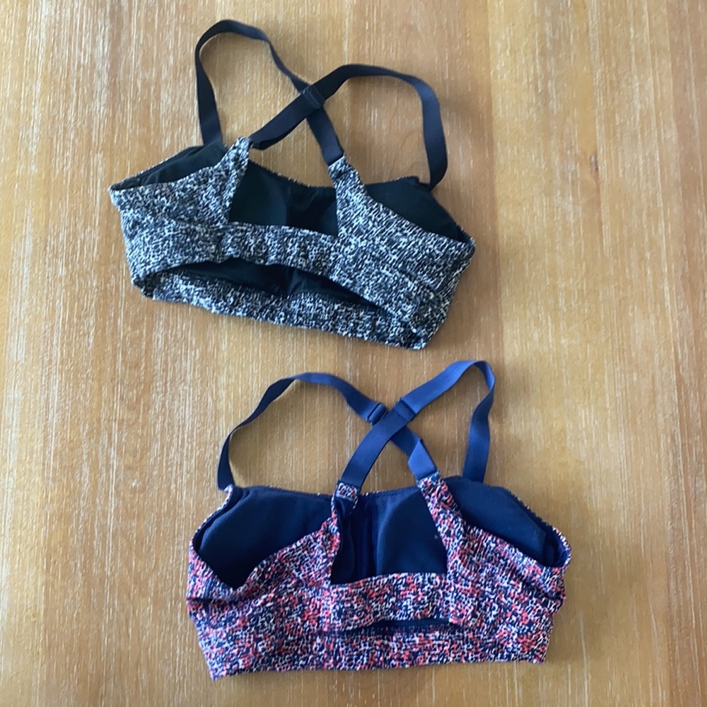 Two Patterned Under Armour Bras - Size Small - image 4